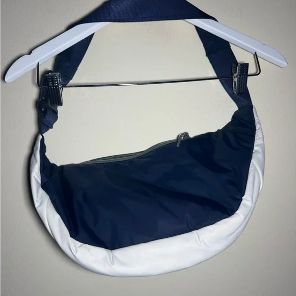 Lululemon Large Classic Belt Bag 3.5 Liter unisex